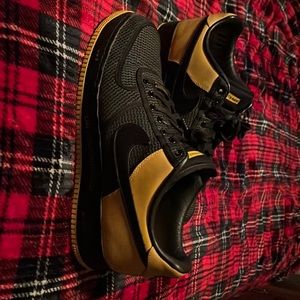 Nike AF-1 LIVESTRONG size 14